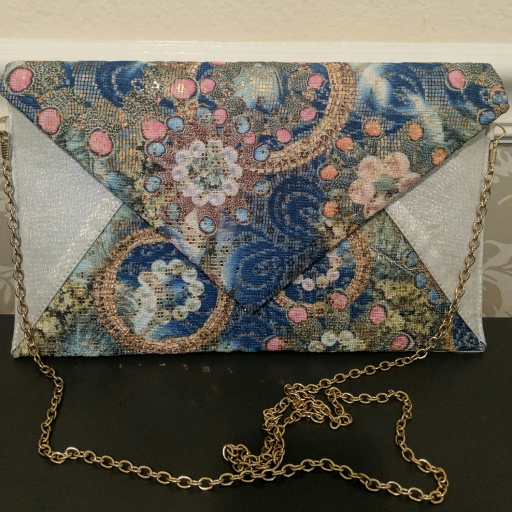 Envelope clutch bag